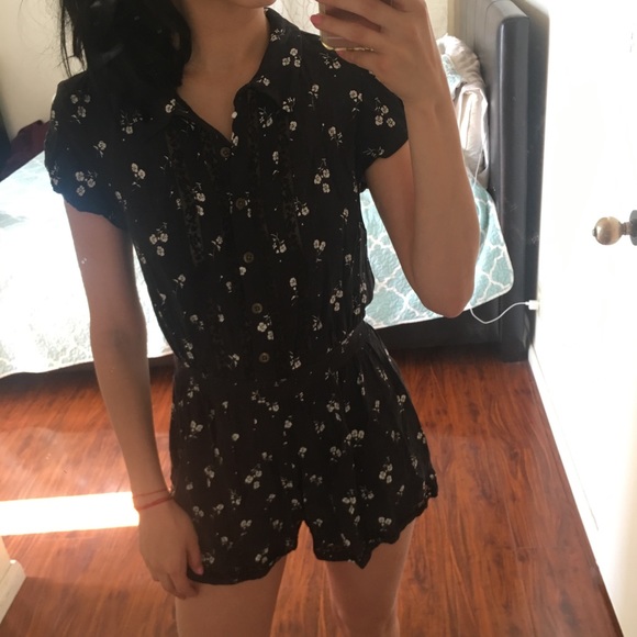 Urban Outfitters Dresses & Skirts - Urban Outfitters Cooperative Shorts Romper Small